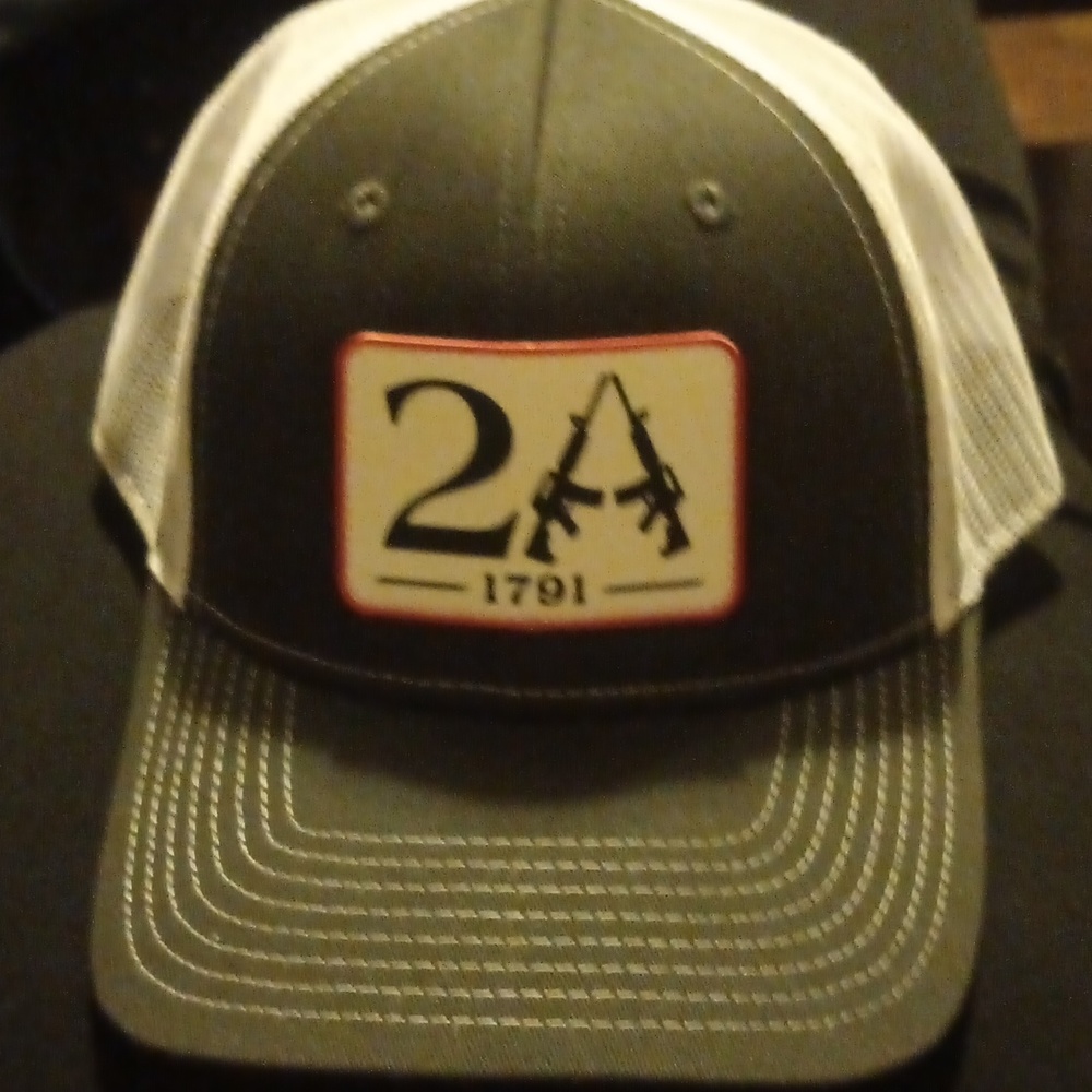 Flat - Picture 3 of 3